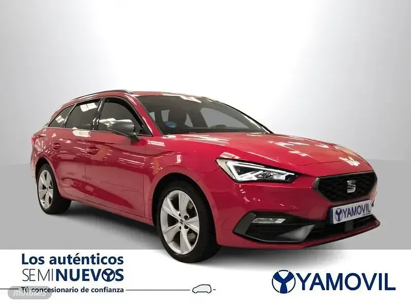 Usado Seat Leon FR 205 CV (150 kW) 2021 Rojo Berlina