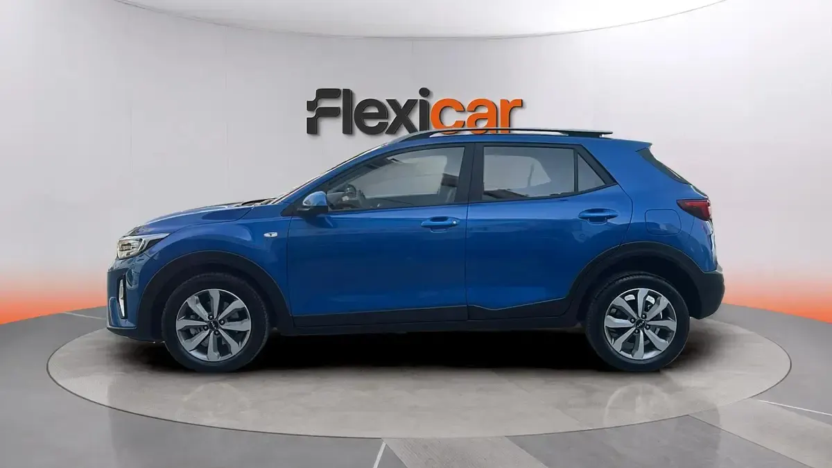 Usado Kia Stonic 79 CV (58 kW) 2025 Azul SUV