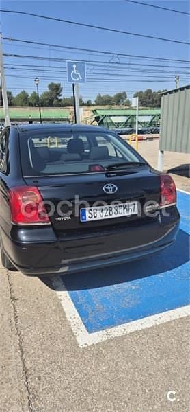 Negro Usado 2004 Toyota Avensis Sol Berlina | 4900 € (Precio justo) - Imagen 1/4