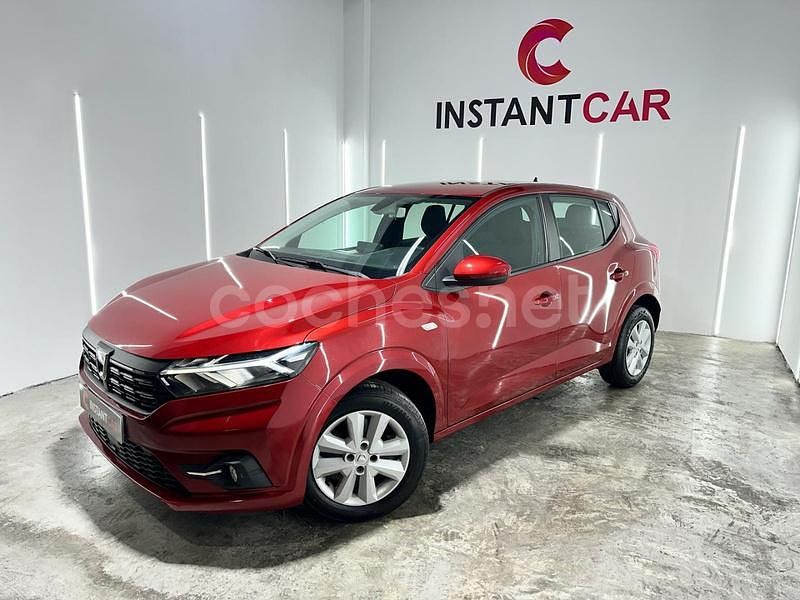 Usado Dacia Sandero Acces 67 CV (49 kW) 2022 Rojo Berlina