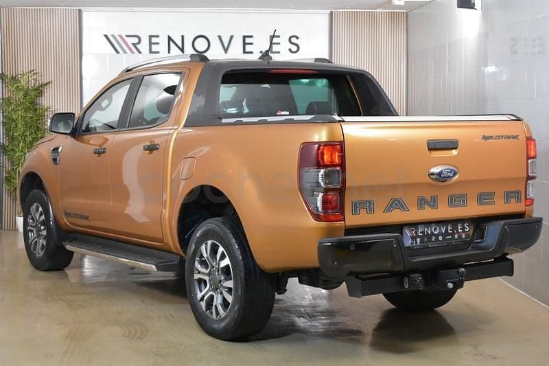 Usado Ford Ranger Wildtrack 213 CV (156 kW) 2022 Naranja Pickup/Camioneta