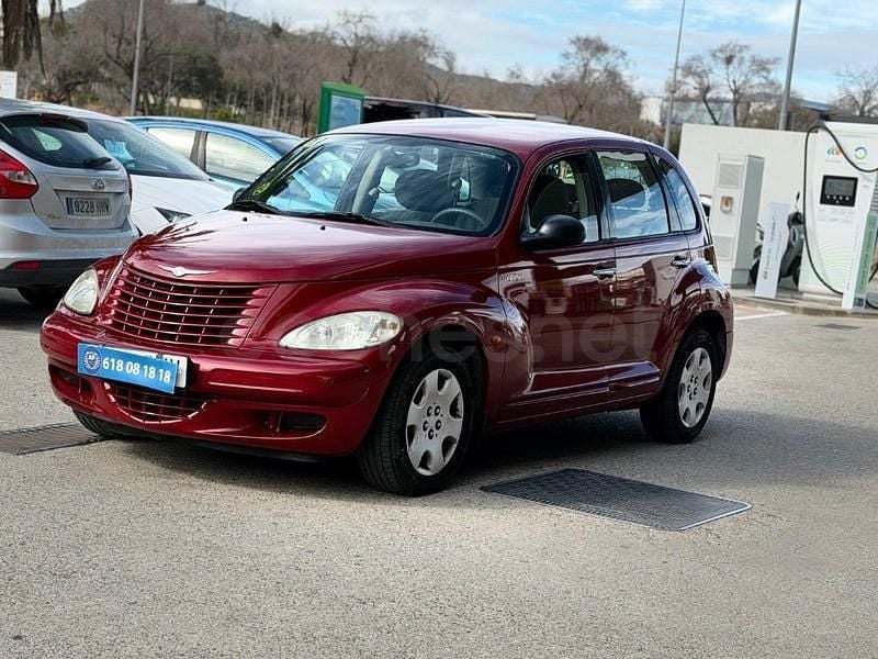 Usado Chrysler PT Cruiser Clasic 115 CV (84 kW) 2005 Granate Monovolumen
