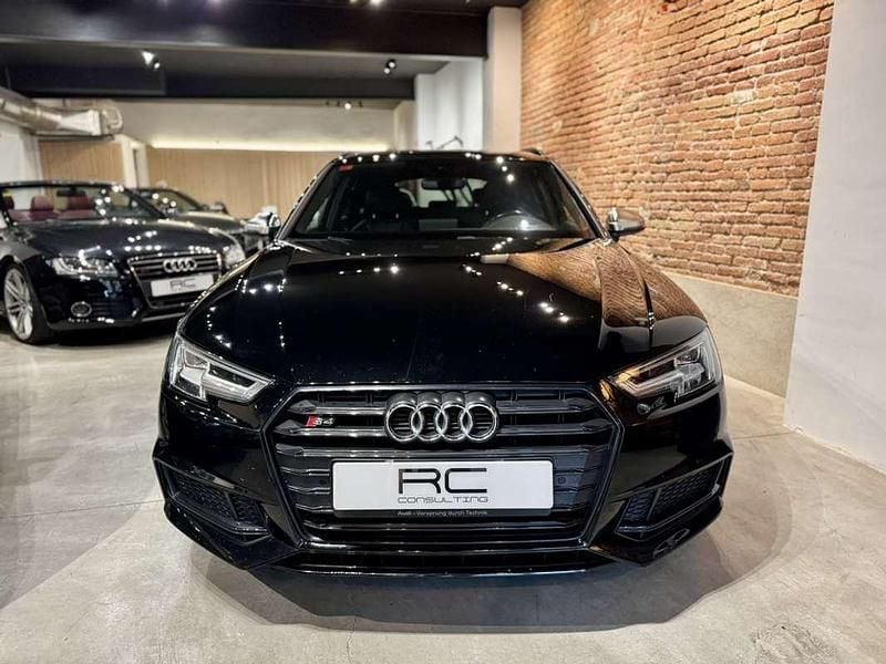 Usado Audi S4 354 CV (260 kW) 2018 Negro Familiar
