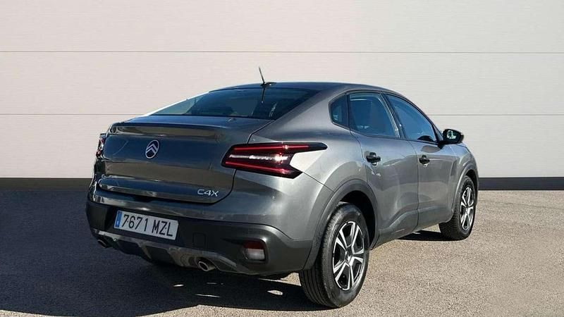 Usado Citroën C4 X 147 CV (108 kW) 2025 Gris SUV