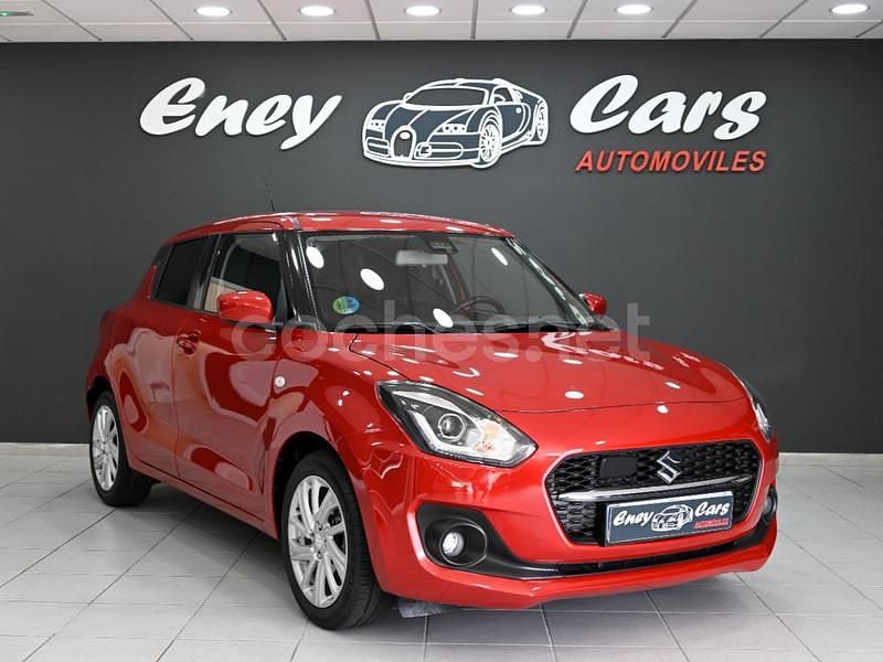 Rojo Usado 2021 Suzuki Swift Utilitario | 13.795 € (Un poco caro) - Imagen 1/4