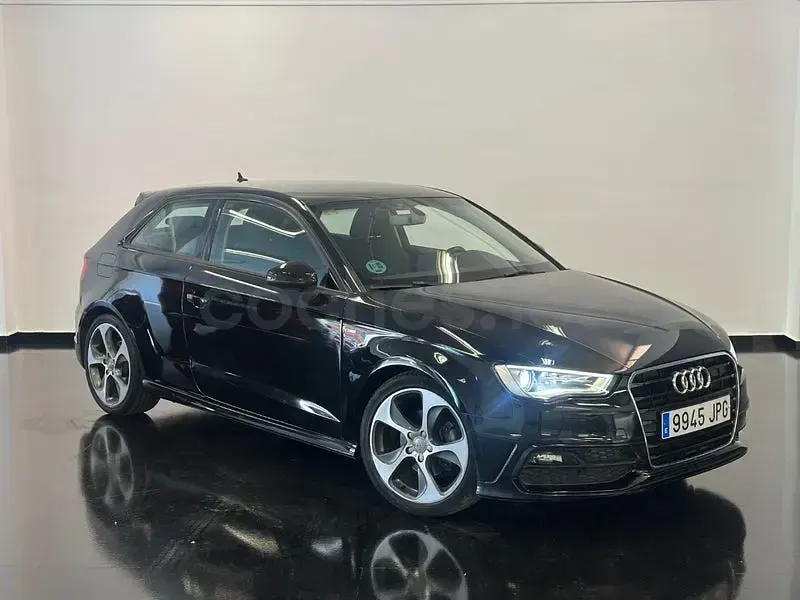 Usado Audi A3 S-Line 110 HP (80 kW) 2016 Preto Sedan