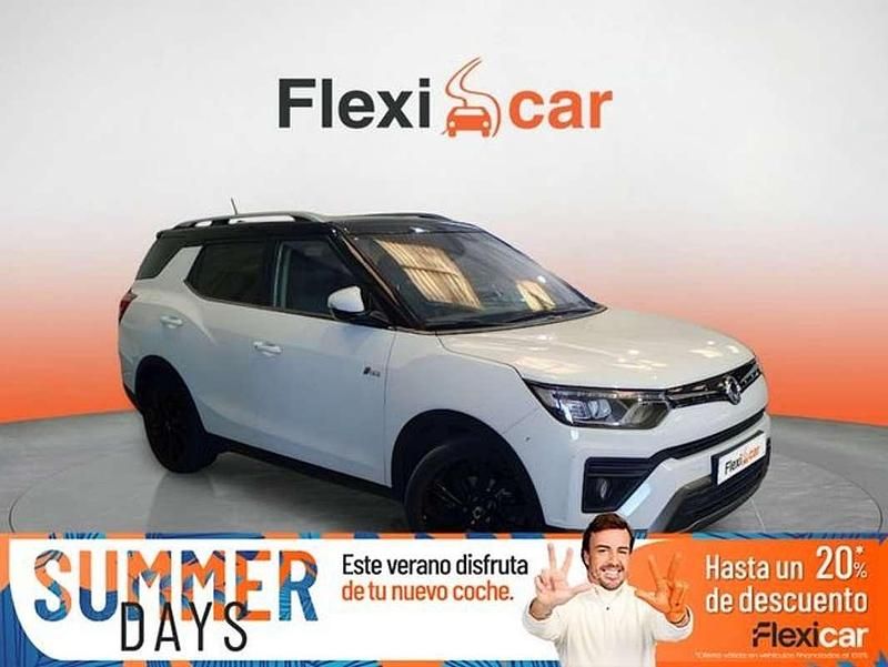 Blanco Usado 2022 Ssangyong Tivoli Limited SUV | 15.290 € (Precio justo) - Imagen 1/4