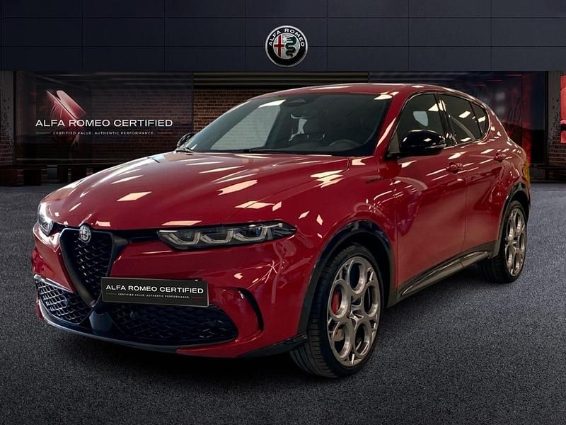 Usado Alfa Romeo Tonale Edizione Speciale 130 CV (95 kW) 2022 Rojo SUV