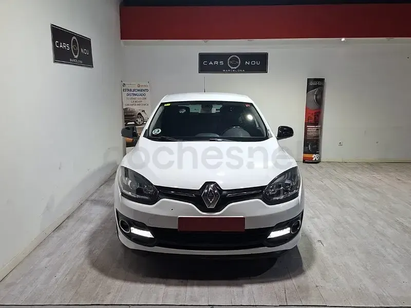 Usado Renault Mégane LIMITED 110 CV (80 kW) 2015 Blanco Berlina