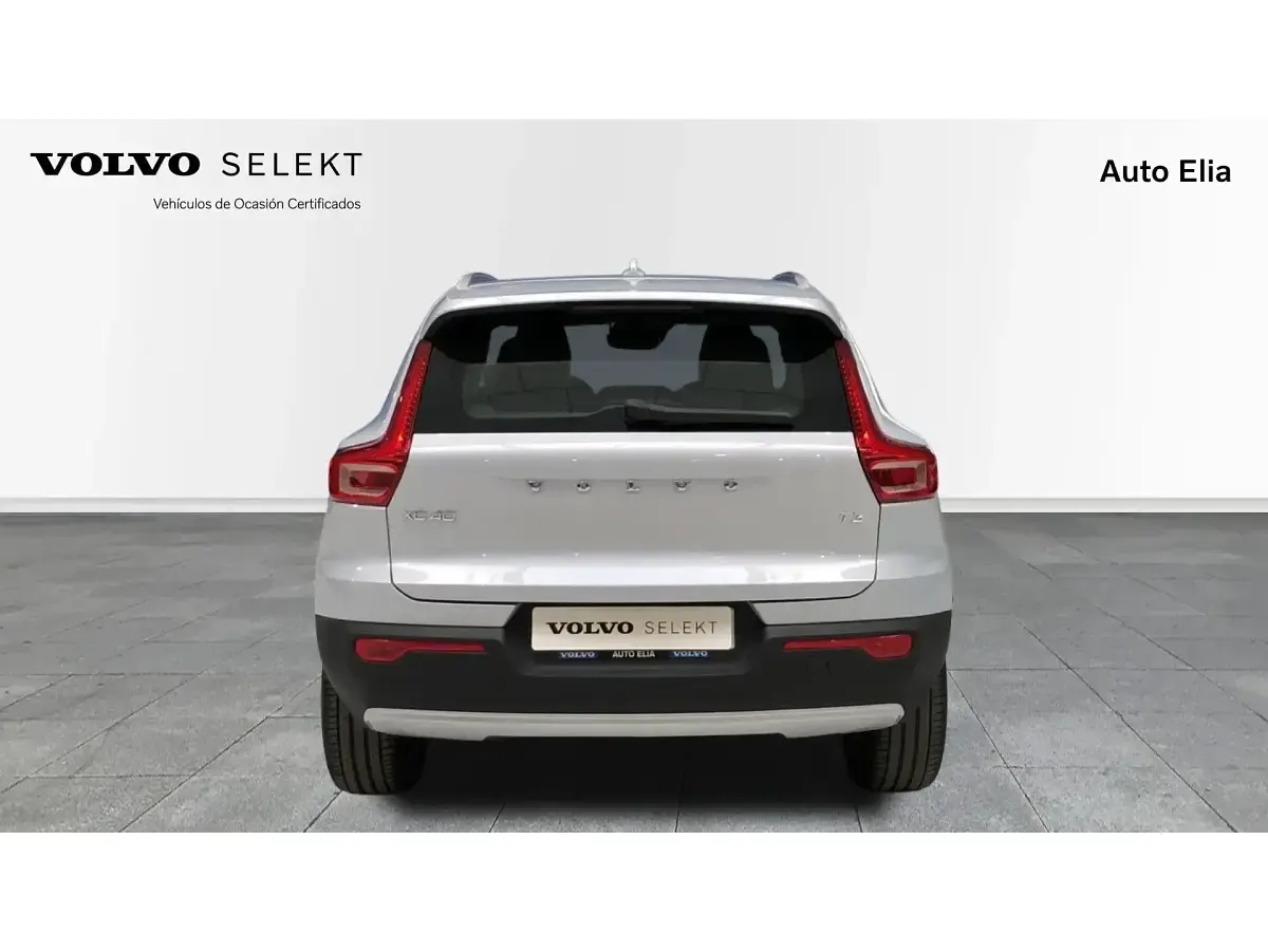 Usado Volvo XC40 Business Edition 163 CV (119 kW) 2019 Plateado SUV