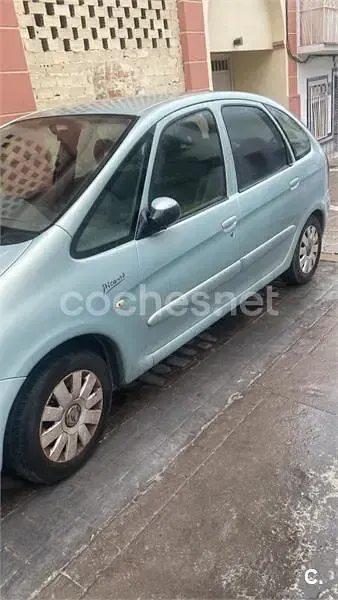 Usado Citroën Xsara Picasso Exclusive 110 CV (80 kW) 2006 Verde Monovolumen