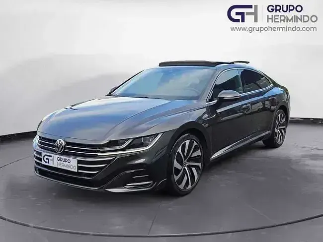 Usado VW Arteon R-line 200 CV (147 kW) 2022 Gris