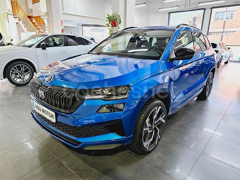 Azul Usado 2025 Skoda Karoq SportLine SUV | 34.400 € (Caro) - Imagen 1/4