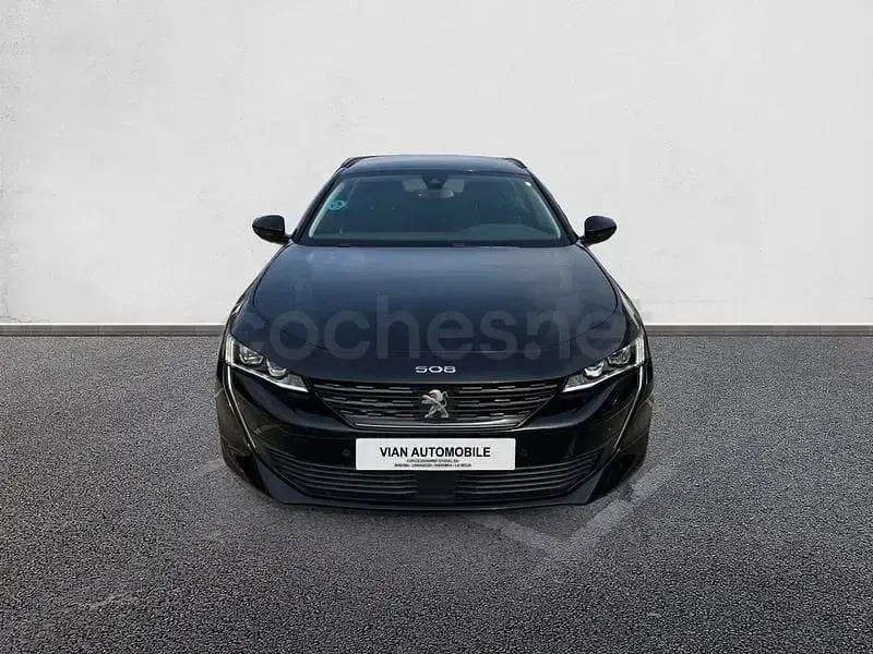 Usado Peugeot 508 SW Active 131 CV (96 kW) 2022 Negro Familiar