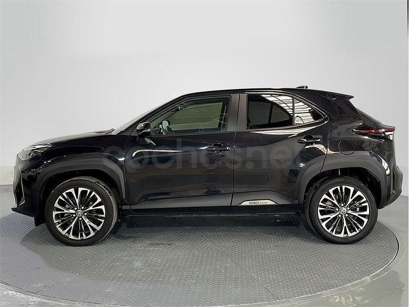 Usado Toyota Yaris Cross Active 116 CV (85 kW) 2021 Negro SUV