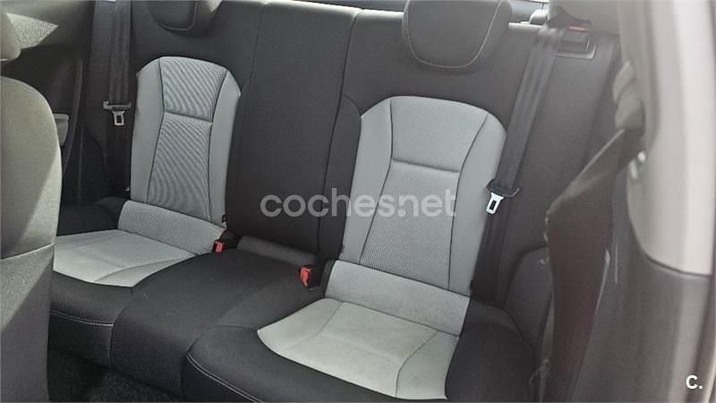 Usado Audi A1 Attraction 140 CV (102 kW) 2014 Negro Utilitario