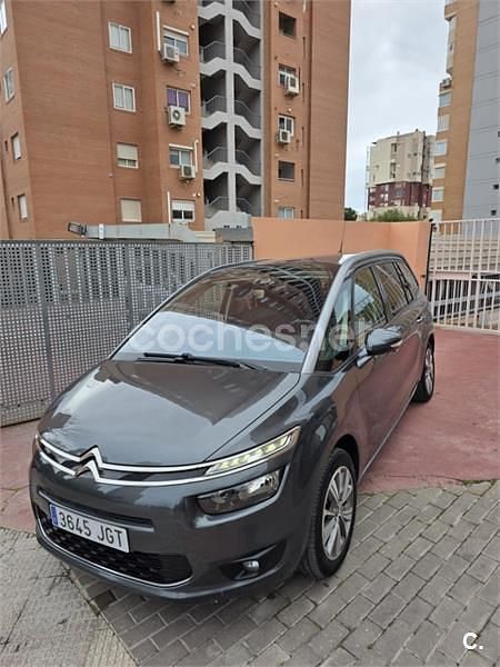 Usado Citroën C4 Picasso Attraction 115 CV (84 kW) 2015 Gris / plata Monovolumen