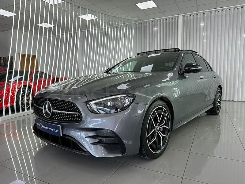 Gris / plata Usado 2022 Mercedes E220 Berlina | 43.990 € - Imagen 1/4