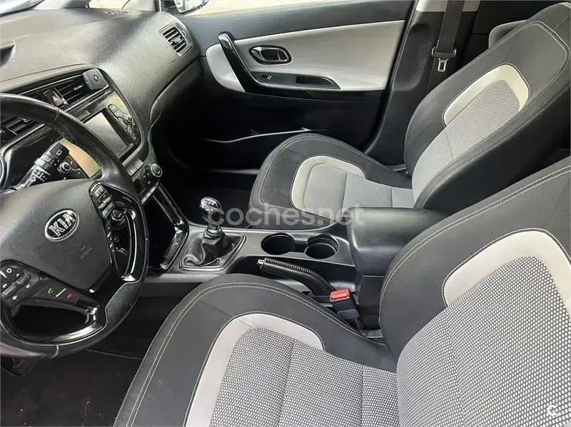 Usado Kia Ceed GT 90 CV (66 kW) 2016 Blanco Berlina