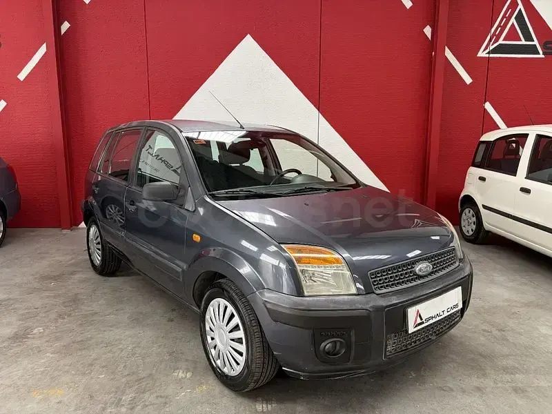 Usado Ford Fusion Trend 80 CV (58 kW) 2006 Negro Utilitario