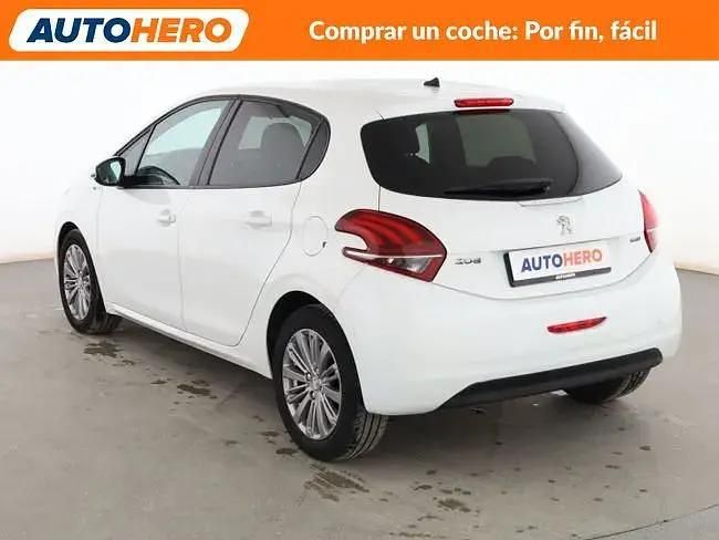 Begagnad Peugeot 208 Style 75 HK (55 kW) 2016 Vit Halvkombi