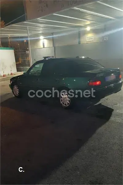 Usado Mercedes C250 Elegance 150 CV (110 kW) 1999 Verde Berlina