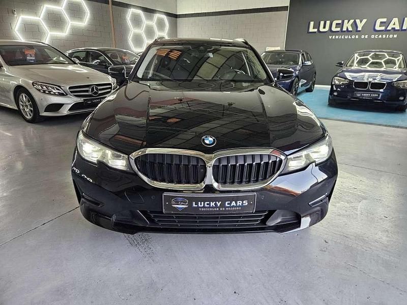 Negro Usado 2020 BMW 318 Familiar | 18.790 € (Buen precio) - Imagen 1/4