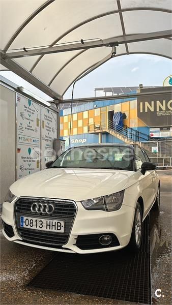 Blanco Usado 2011 Audi A1 Ambition Utilitario | 6900 € (Precio justo) - Imagen 1/4