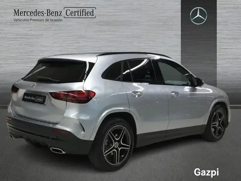Nuevo Mercedes GLA200 163 CV (119 kW) 2026 Gris / plata SUV
