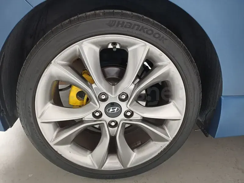 Usado Hyundai Veloster Turbo 186 CV (136 kW) 2016 Azul Utilitario