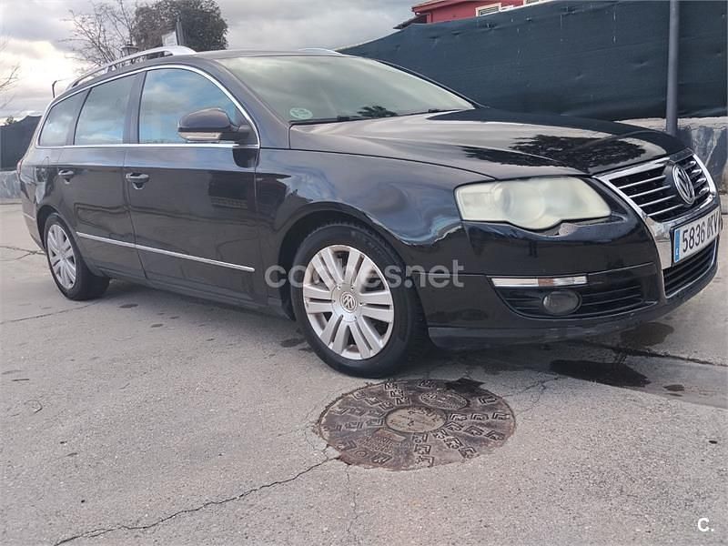 Usado VW Passat Highline 140 CV (102 kW) 2006 Negro Familiar