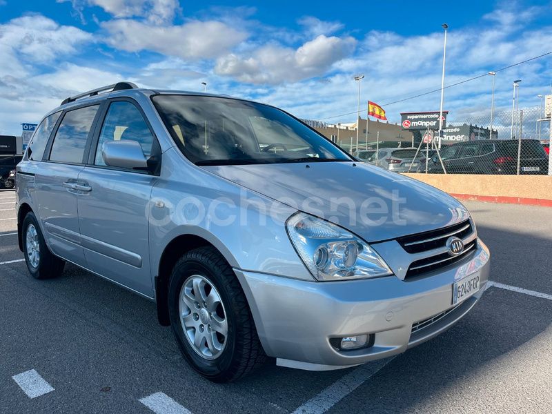 Gris / plata Usado 2006 Kia Carnival EX Monovolumen | 6550 € (Caro) - Imagen 1/4