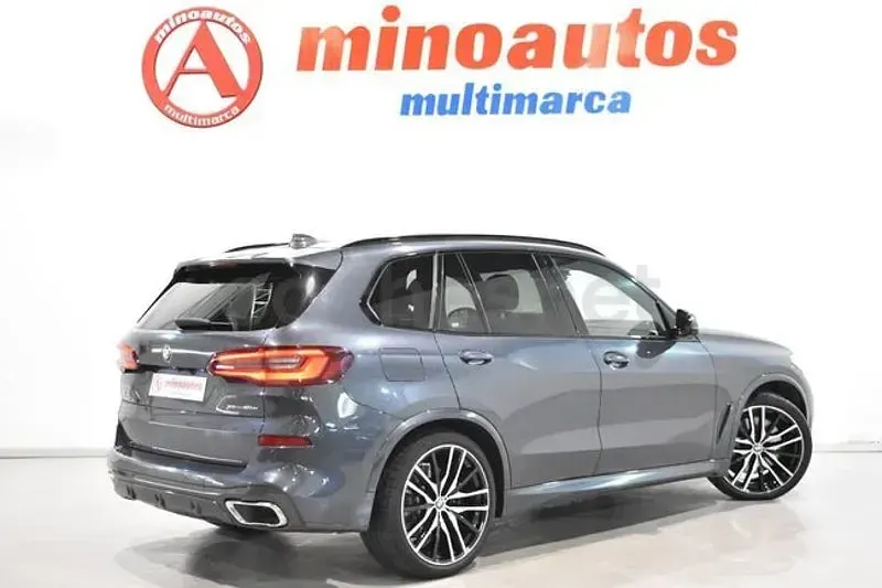 Usado BMW X5 M Sport 394 CV (289 kW) 2020 Gris / plata SUV