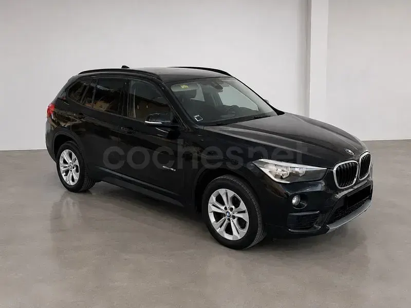 Usado BMW X1 Comfort Edition 150 CV (110 kW) 2016 Negro SUV