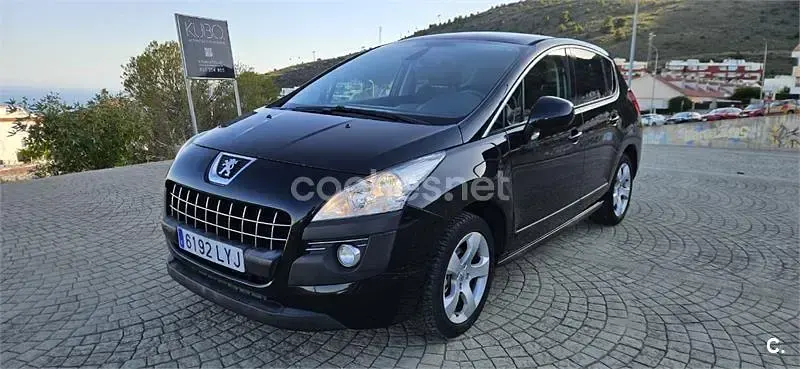 Begagnad Peugeot 3008 Business-Line 112 HK (82 kW) 2012 Svart Kombi