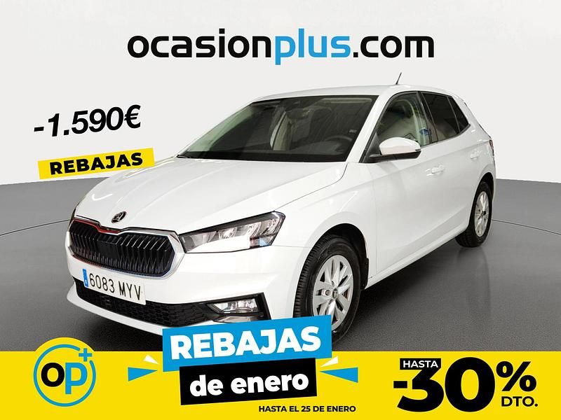Blanco Usado 2025 Skoda Fabia Selection Berlina | 17.490 € (Precio justo) - Imagen 1/4