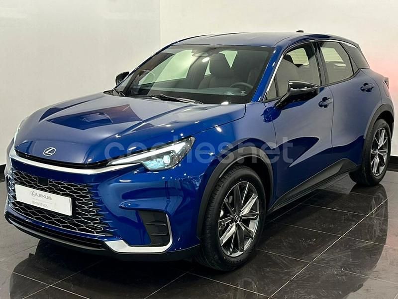 Azul Usado 2024 Lexus LBX SUV | 34.900 € (Precio justo) - Imagen 1/4