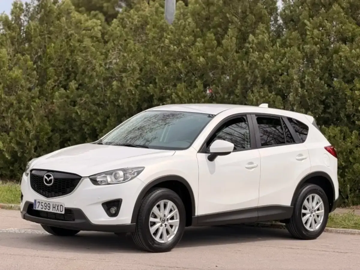 Begagnad Mazda CX-5 Luxury 150 HK (110 kW) 2014 Vit SUV