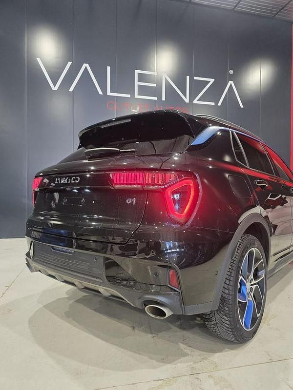 Usado Lynk & Co 01 265 CV (194 kW) 2023 Negro SUV