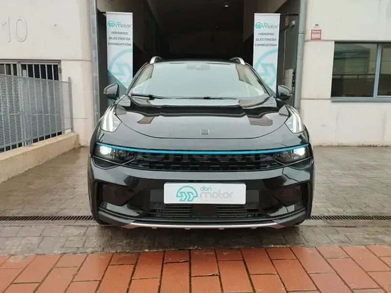 Usado Lynk & Co 01 261 CV (191 kW) 2024 Negro SUV