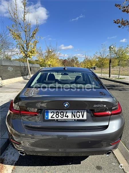 Usado BMW 320e 204 CV (150 kW) 2022 Negro Berlina