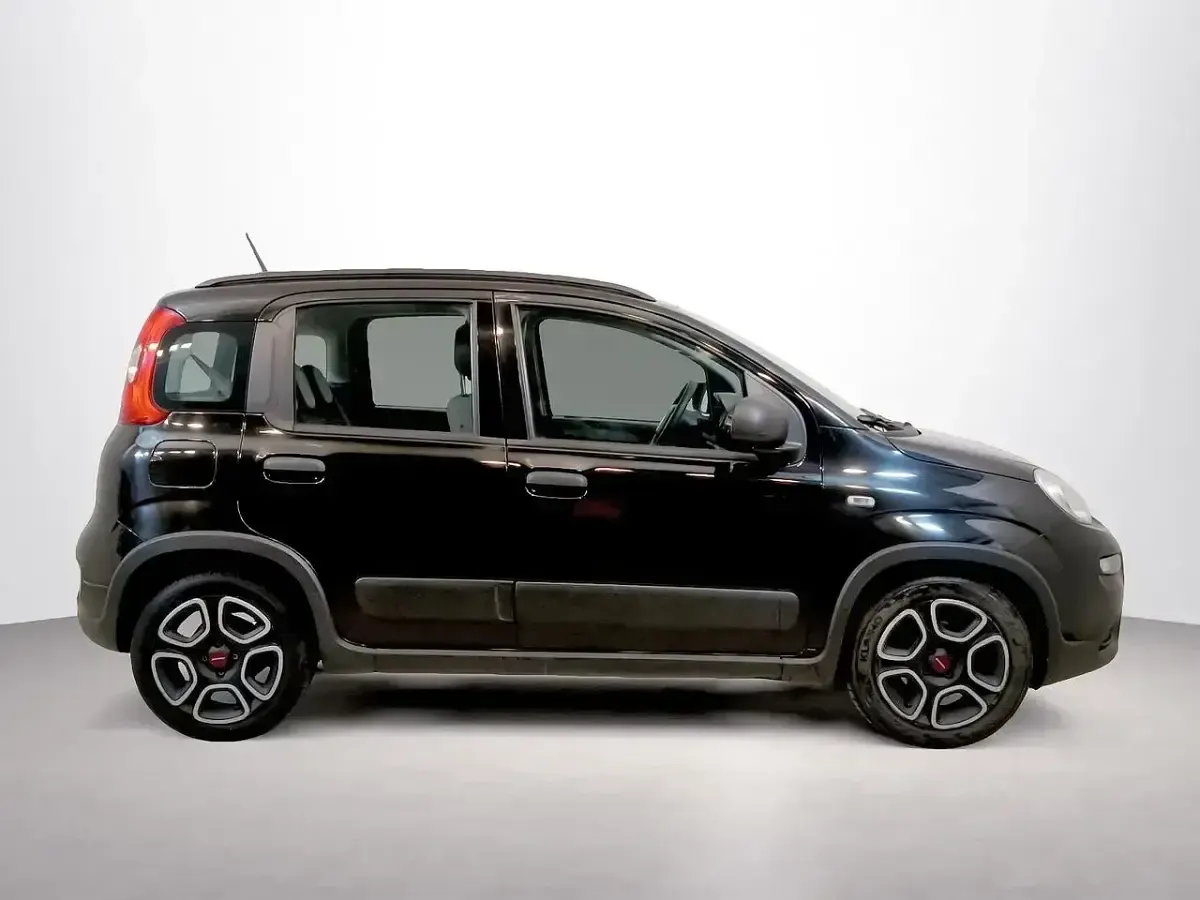 Usado Fiat Panda City Life 71 CV (52 kW) 2022 Negro Utilitario