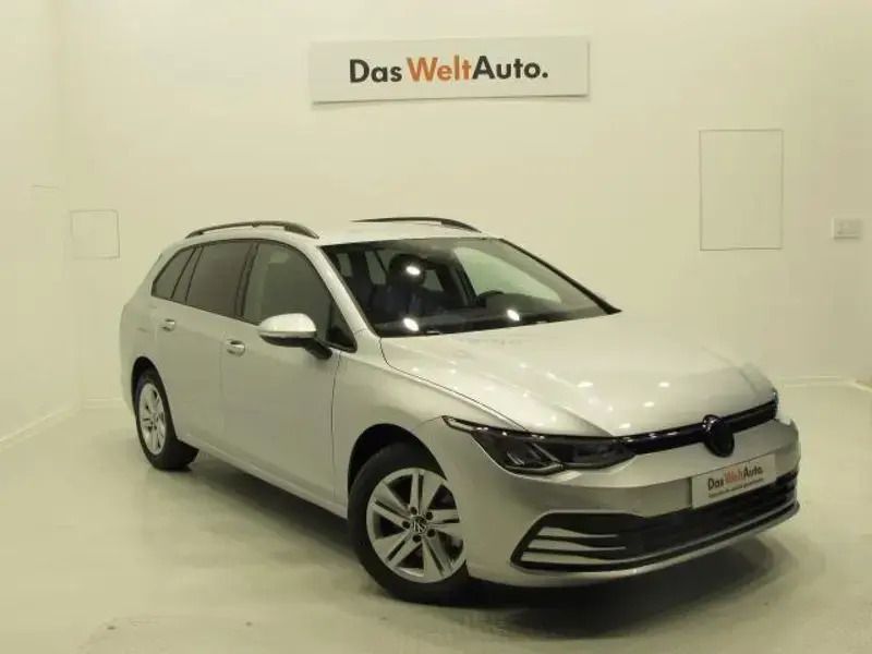 Gris/plata Usado 2023 VW Golf Alltrack Life Familiar | 32.990 € - Imagen 1/4