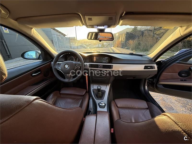 Usado BMW 325 Sport Line 197 CV (144 kW) 2006 Gris / plata Familiar