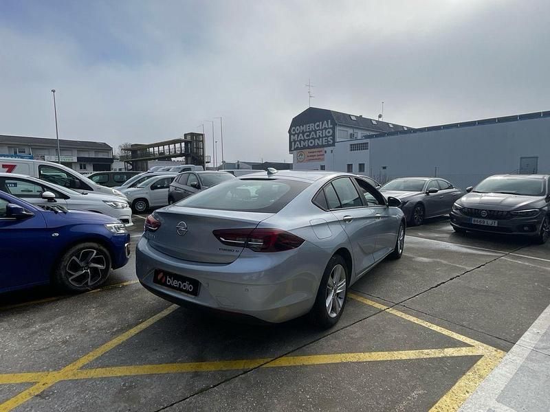 Usado Opel Insignia 136 CV (100 kW) 2018 Gris