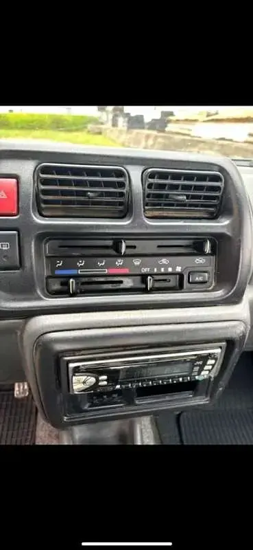 Usado Suzuki Jimny 79 CV (58 kW) 2006 SUV