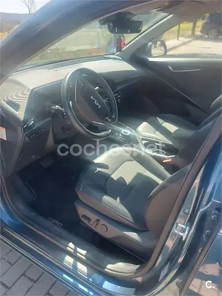 Usado Kia Niro 141 CV (103 kW) 2022 Azul SUV