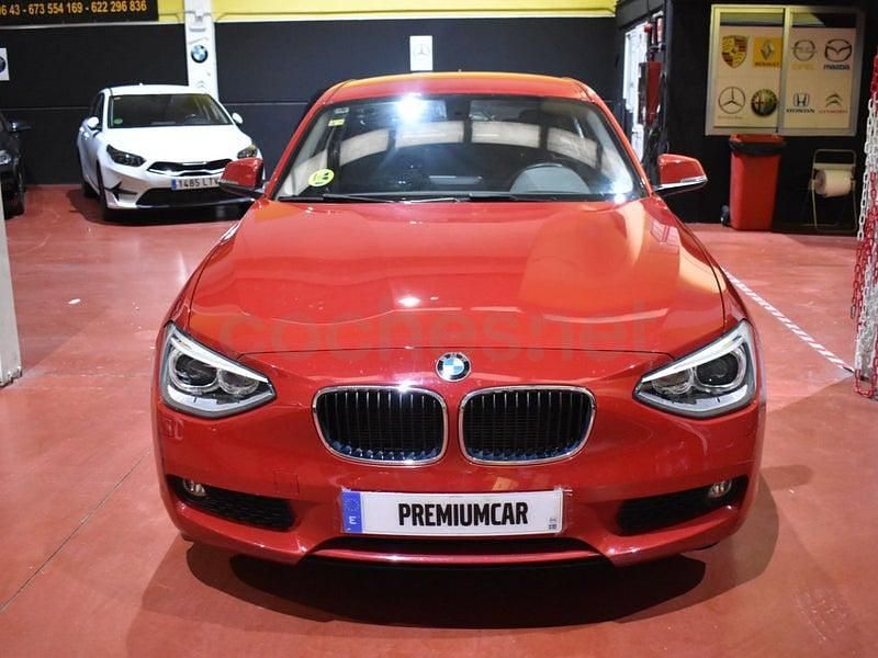 Usado BMW 116 116 CV (85 kW) 2013 Rojo Utilitario