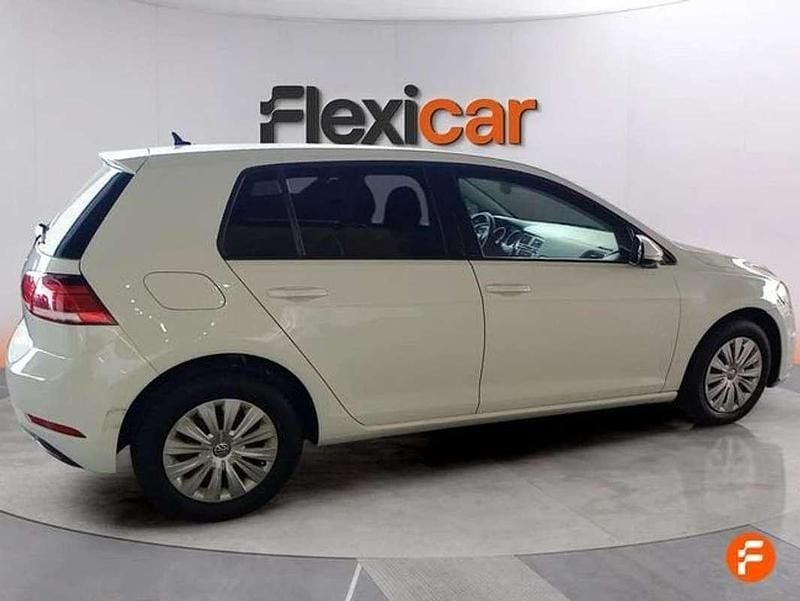 Usado VW Golf VII Advance 116 CV (85 kW) 2019 Blanco Utilitario