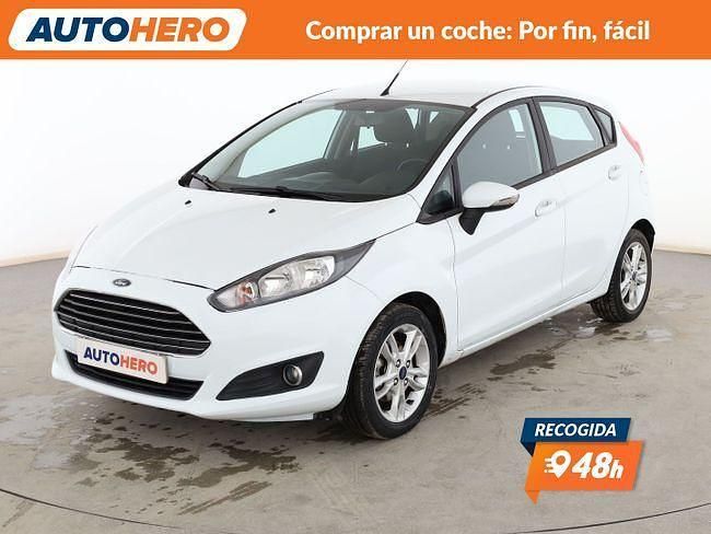 Usado Ford Fiesta Trend 95 CV (69 kW) 2015 Blanco Berlina